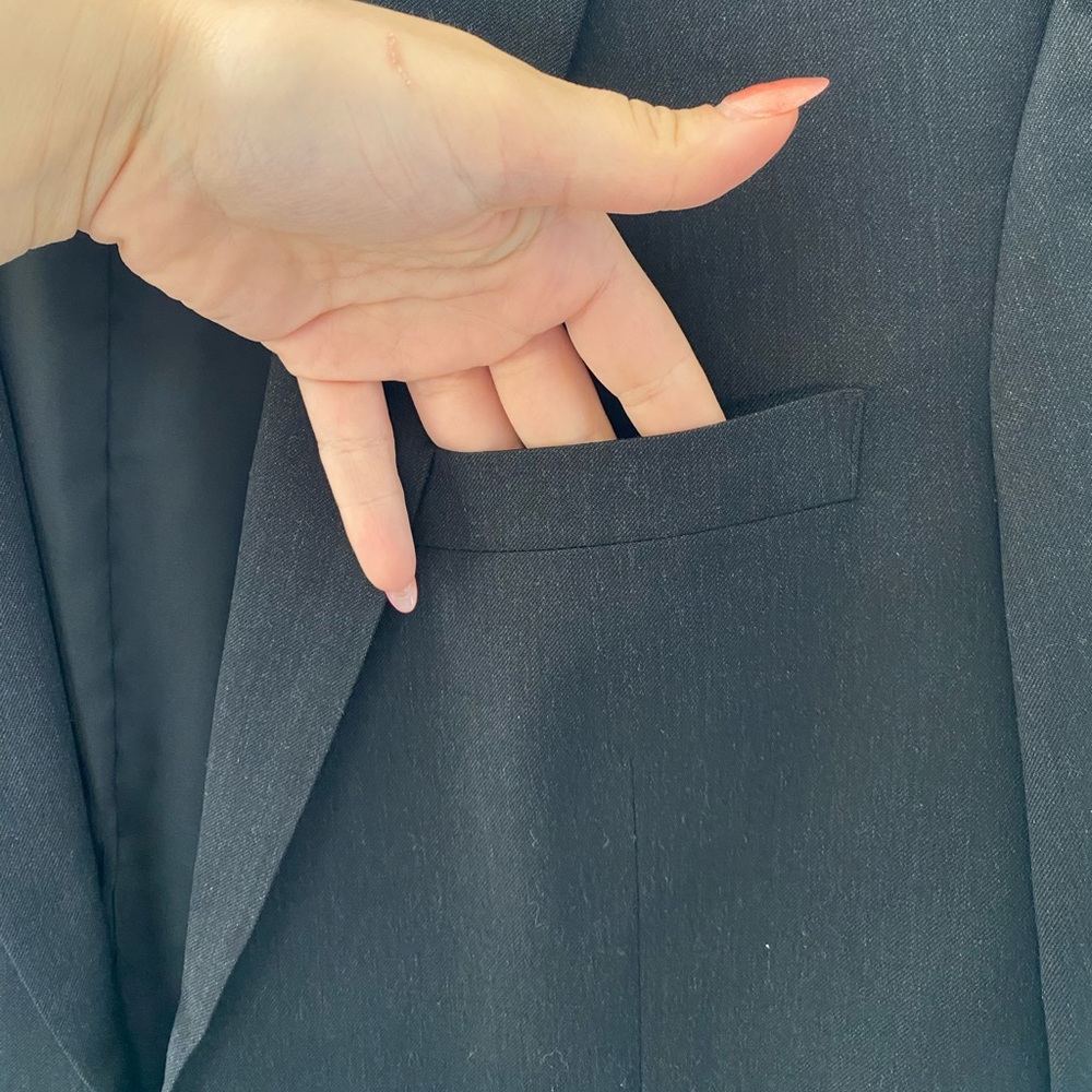Jos. A. Bank Black Modern Suit Timeless Elegance - Picture 9 of 15